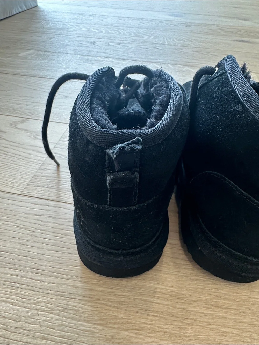 Uggs Black Neumel Boot. Kids size 4